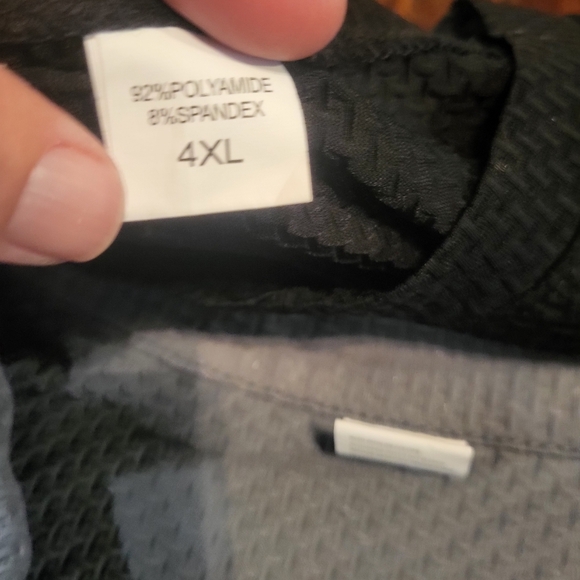 BUNDLE OF 2 LT WT KNIT MEN'S SZ 4X SHORT SLEEVED SHIRTS - Picture 4 of 4